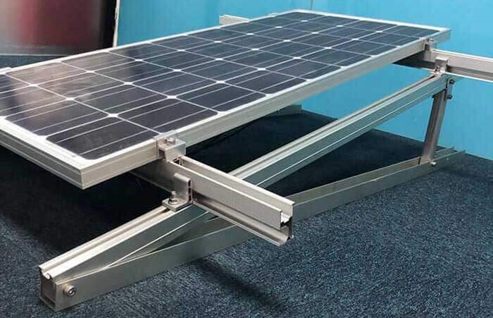 Nhôm là vật liệu phổ biến sử dụng dể làm cấu trúc khung đỡ tấm pin