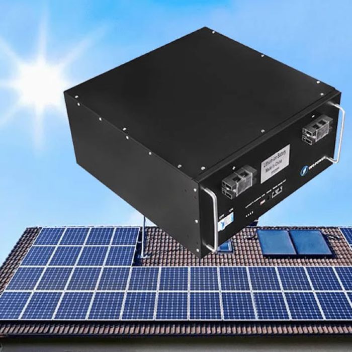 Pin lưu trữ điện năng lượng mặt trời được sử dụng đẻ tích trữ lượng điện dư thừa từ tấm pin mặt trời Pin lưu trữ điện năng lượng mặt trời được sử dụng đẻ tích trữ lượng điện dư thừa từ tấm pin mặt trời