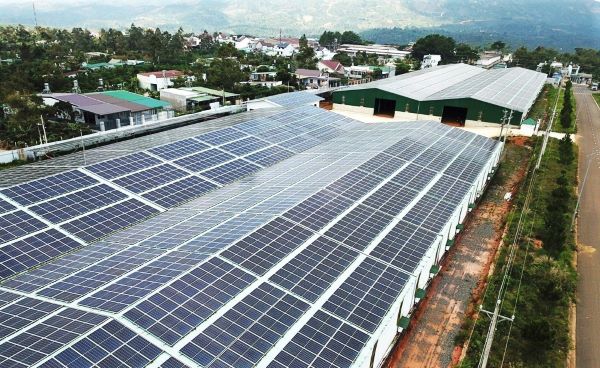 Giá lắp điện mặt trời áp mái của mỗi hệ thống sẽ khác nhau