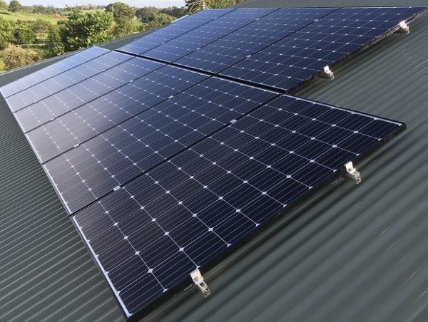 Tấm pin năng lượng mặt trời giá rẻ tiết kiệm hơn nhưng có thực sự tốt? Tấm pin năng lượng mặt trời giá rẻ tiết kiệm hơn nhưng có thực sự tốt?