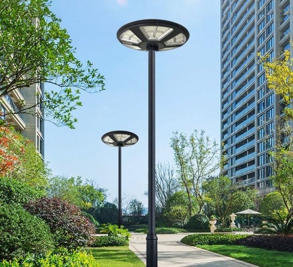 Đèn UFO năng lượng mặt trời thích hợp cho khu vực yêu cầu độ sáng mạnh