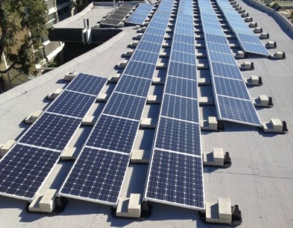 Ballast dùng để làm gì trong hệ thống điện mặt trời?