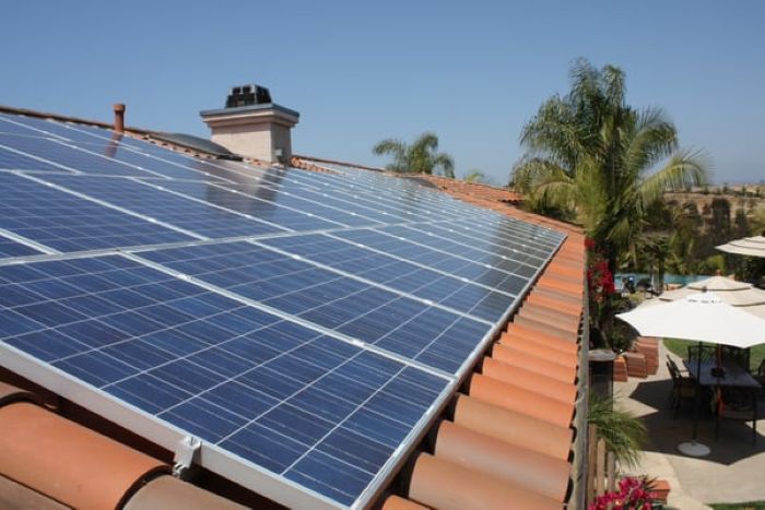 Tiết kiệm bao nhiêu khi lắp hệ thống năng lượng mặt trời cho hộ gia đình