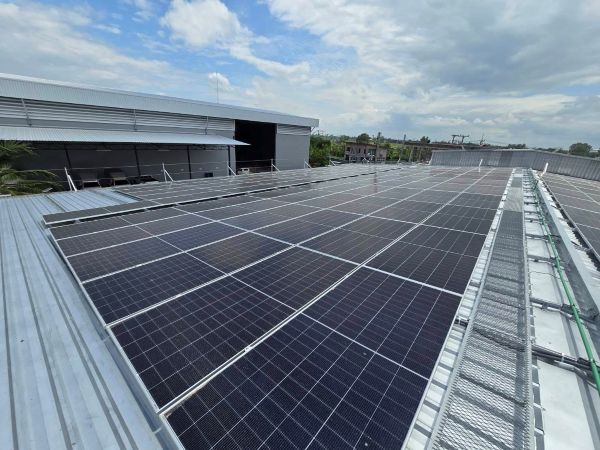 Ai nên thông báo khi lắp điện mặt trời mái nhà? Ai nên thông báo khi lắp điện mặt trời mái nhà?