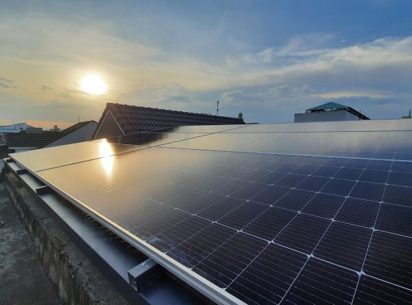 Cách bảo dưỡng pin năng lượng mặt trời gia đình hiệu quả